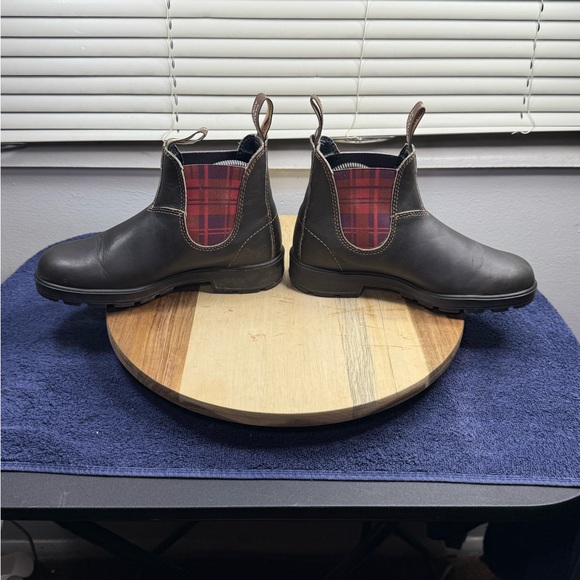 Blundstone Chelsea Boots with Red Plaid Elastic (Women’s 6.5) - Picture 5 of 8